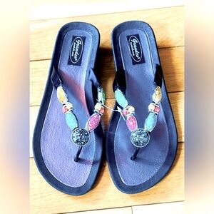 New Grandco Colorful Beaded Sandals